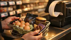 Diese 5 Lebensmittel wurden 2025 besonders teurer – und warum du es an der Kasse sofort merkst